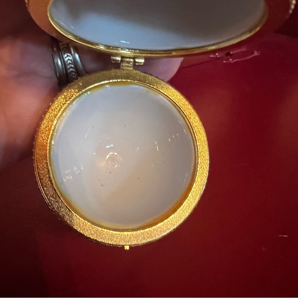 💚Hand-painted floral egg trinket box - Picture 2 of 5